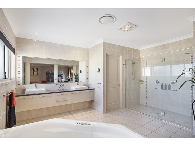 11 Fleay Street, Redland Bay QLD 4165