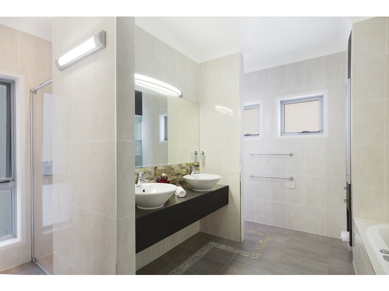 7 Fleay Street, Redland Bay QLD 4165