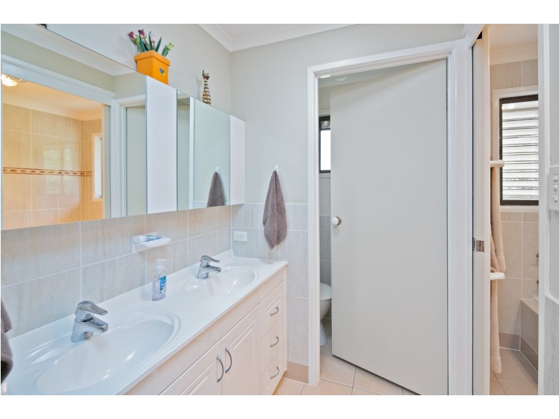 12 Cupania Street, Victoria Point QLD 4165