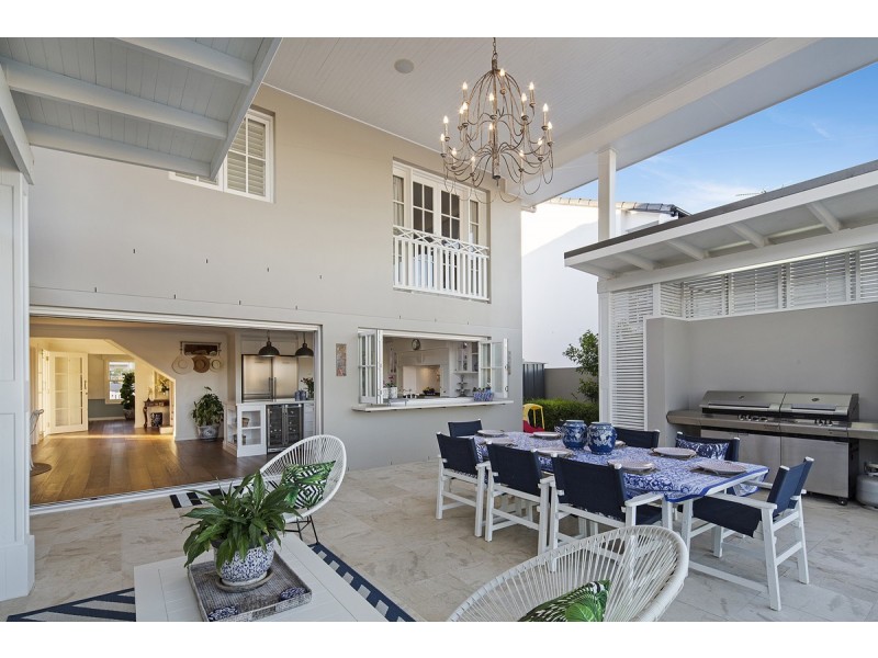 42 Seacrest Court, Raby Bay QLD 4163