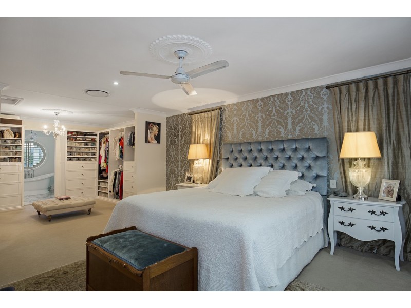 42 Seacrest Court, Raby Bay QLD 4163