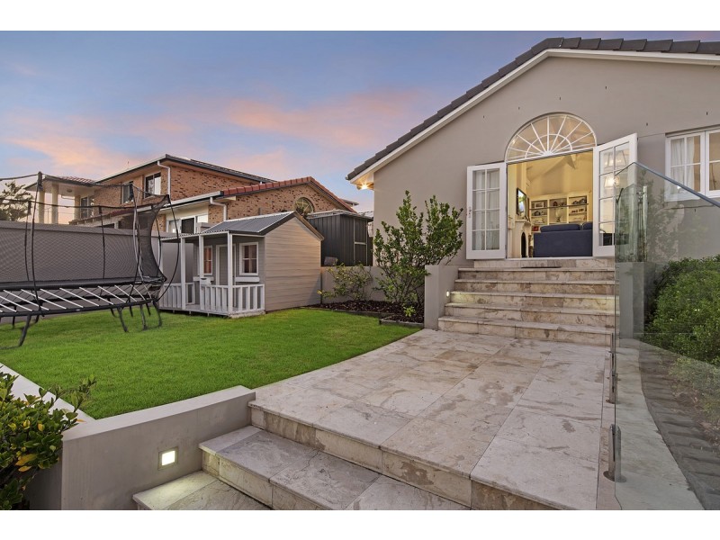 42 Seacrest Court, Raby Bay QLD 4163