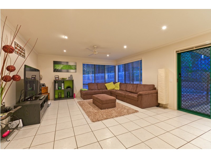 2 Flowers Street, Alexandra Hills QLD 4161