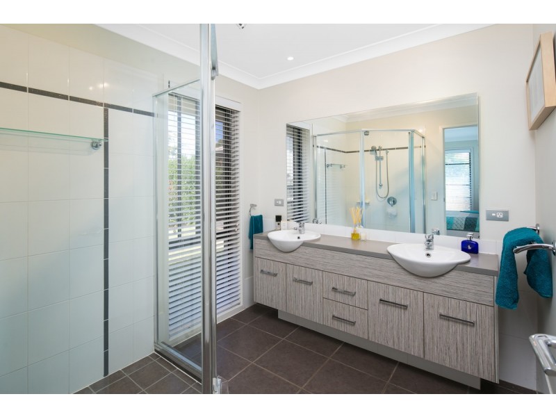 7 Ingot Close, Thornlands QLD 4164