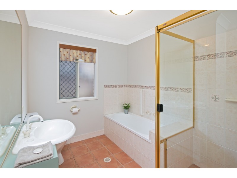 16A Russell Street, Cleveland QLD 4163