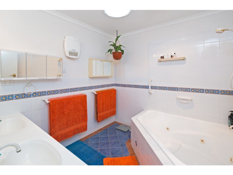 2 Karen Street, Cleveland QLD 4163