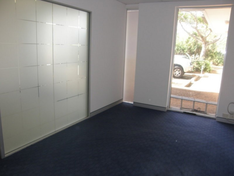 2/131 Broadwater Terrace, Redland Bay QLD 4165