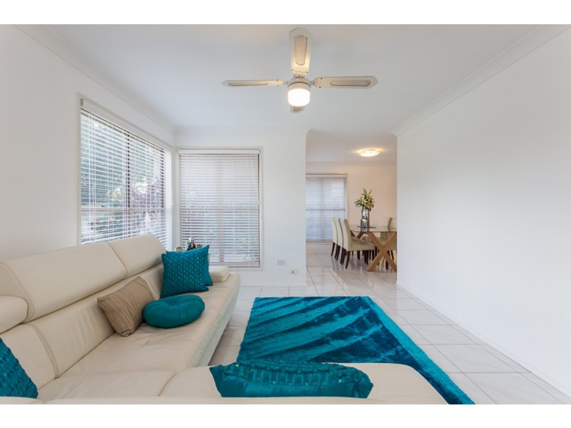 4 Honeysuckle Court, Victoria Point QLD 4165