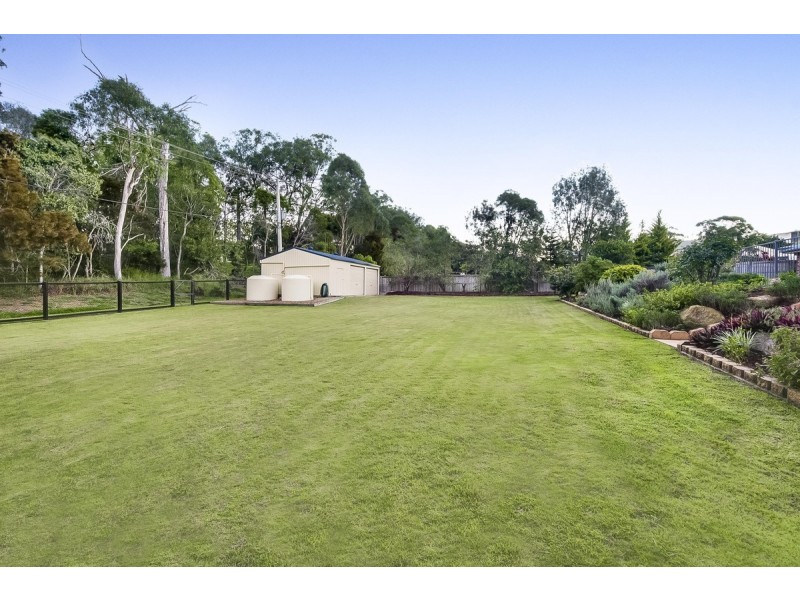 24 Grevillea Street, Redland Bay QLD 4165