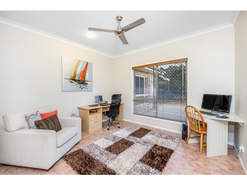 24 Grevillea Street, Redland Bay QLD 4165