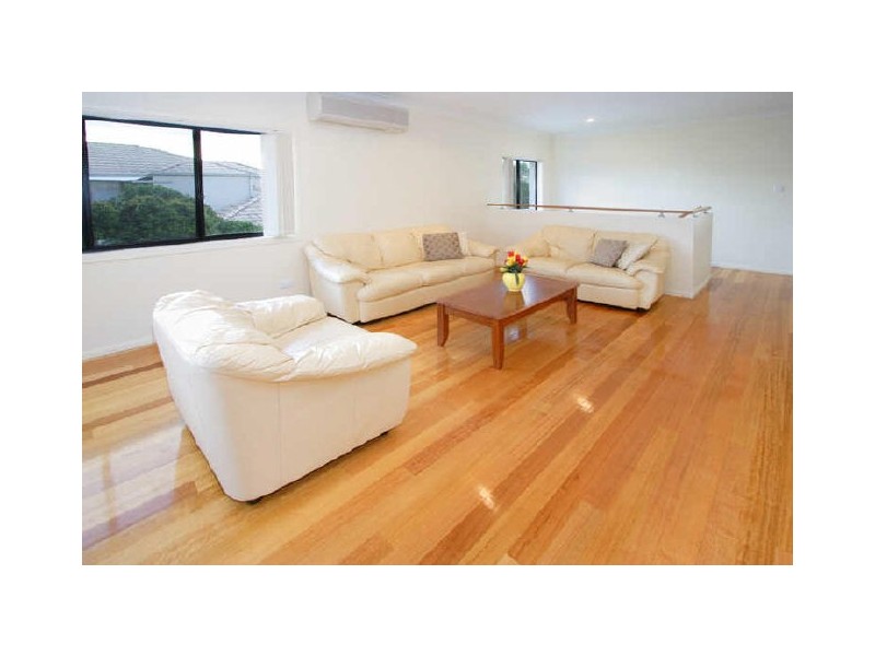 8 Paxton Street, Raby Bay QLD 4163