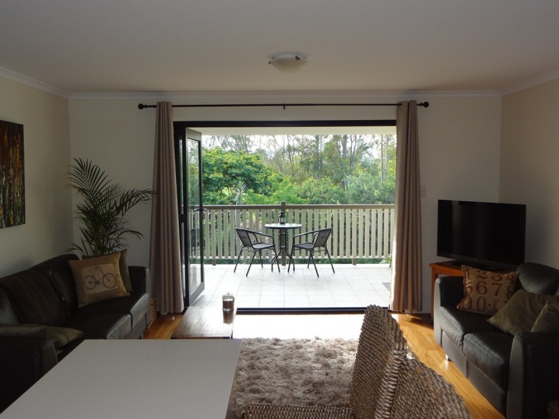 2/175 Norman Avenue, Norman Park QLD 4170