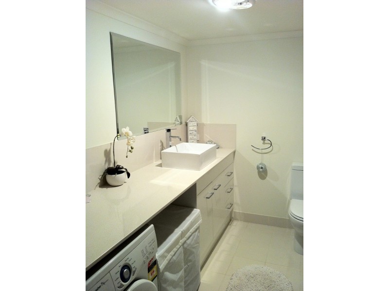 2/175 Norman Avenue, Norman Park QLD 4170