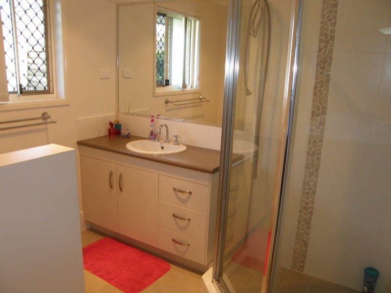 26 Emperor Drive, Redland Bay QLD 4165