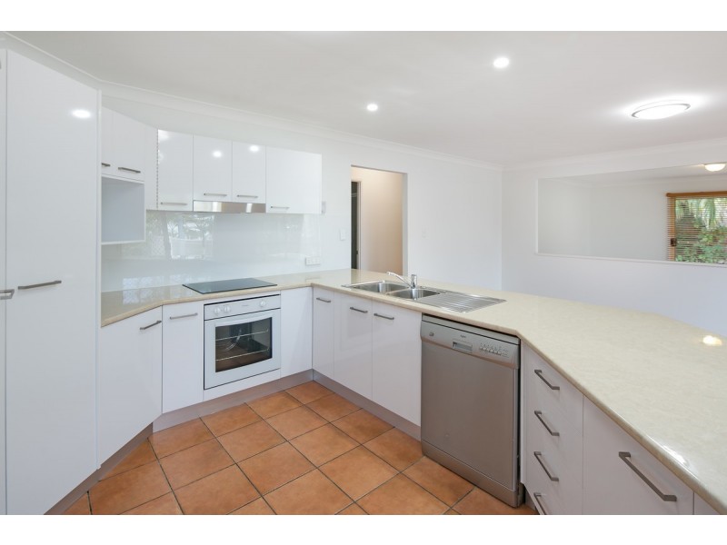 8 Karen Street, Cleveland QLD 4163