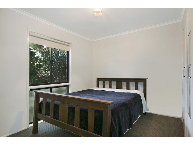3 Vera Street, Redland Bay QLD 4165