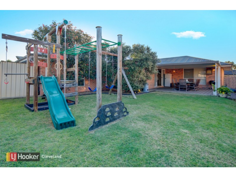 11 Syracuse Street, Redland Bay QLD 4165