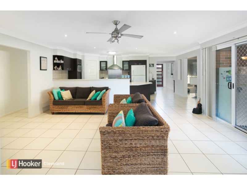 11 Syracuse Street, Redland Bay QLD 4165