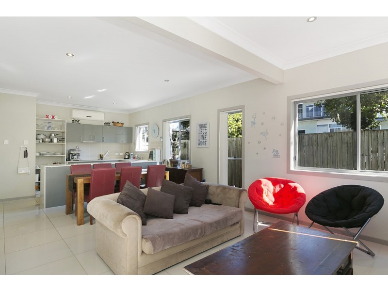 3/8 Boat Street, Victoria Point QLD 4165