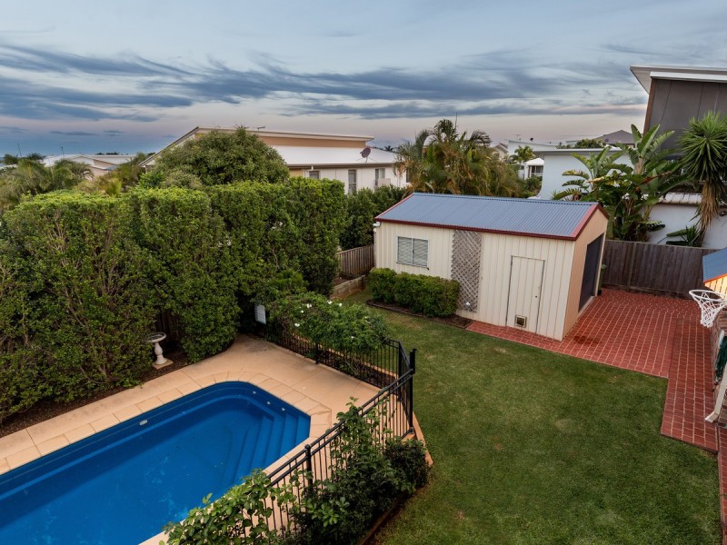 11 Creedin Court, Redland Bay QLD 4165
