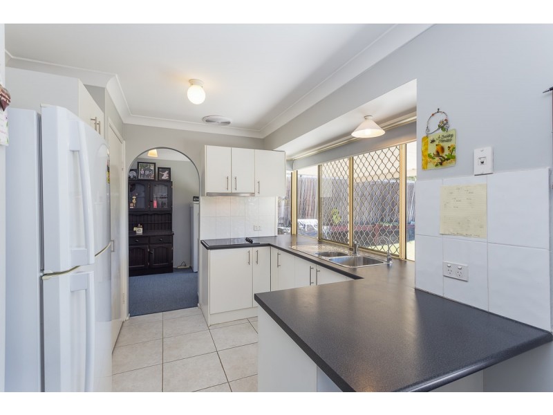 8 Curzon Street, Browns Plains QLD 4118