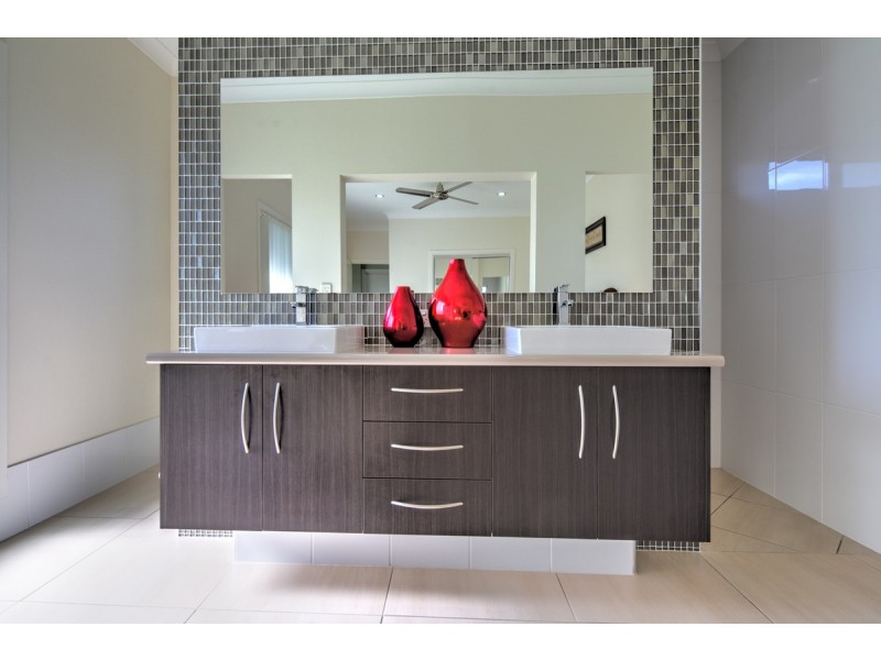 6 Rosemary Street, Thornlands QLD 4164