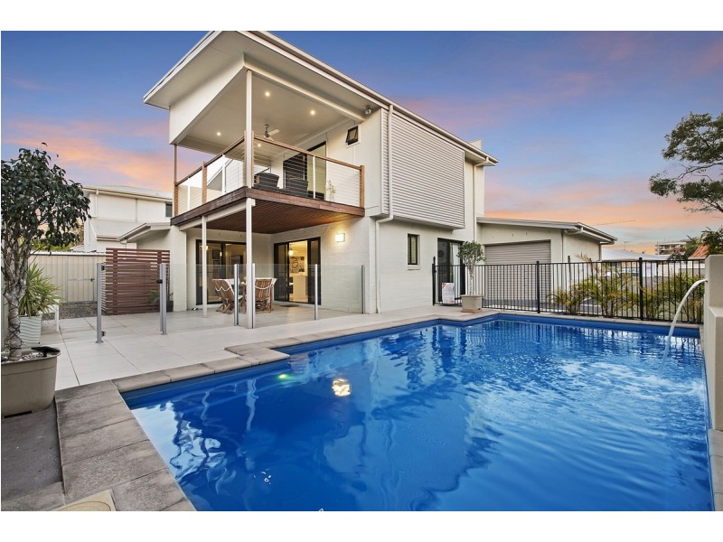 24 Compass Court, Raby Bay QLD 4163