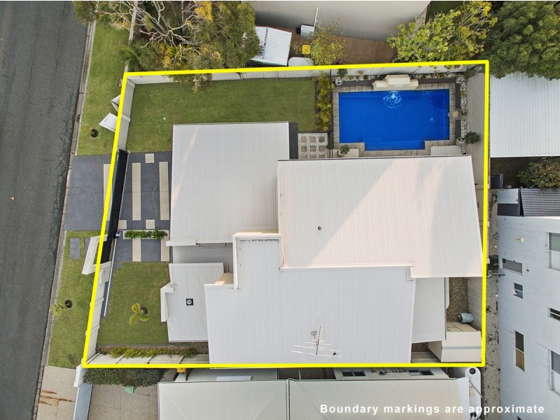 24 Compass Court, Raby Bay QLD 4163