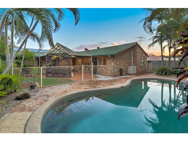 14 Redgrove Avenue, Wellington Point QLD 4160