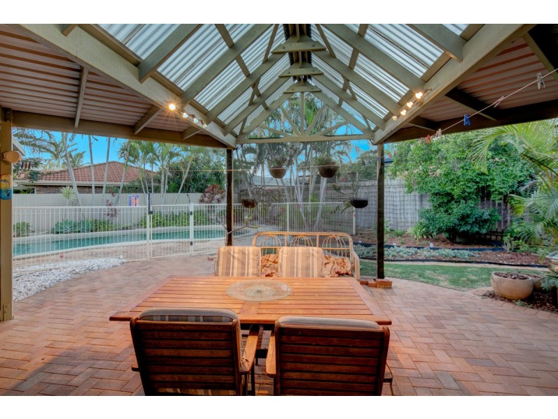 14 Redgrove Avenue, Wellington Point QLD 4160
