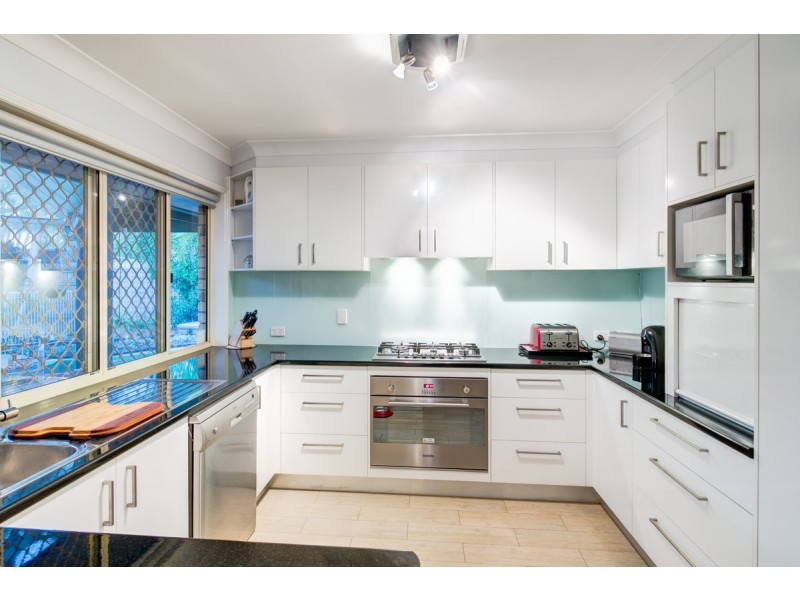 14 Redgrove Avenue, Wellington Point QLD 4160