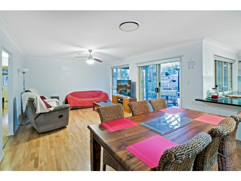 14 Redgrove Avenue, Wellington Point QLD 4160