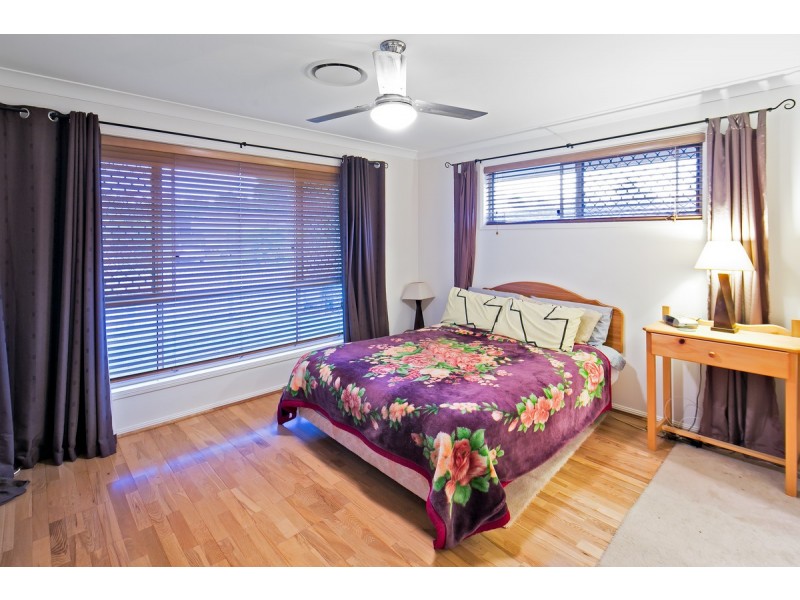 14 Redgrove Avenue, Wellington Point QLD 4160