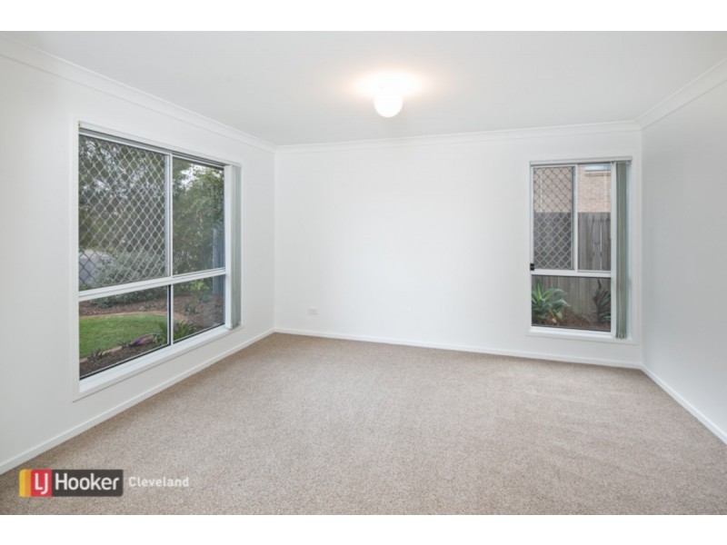 8 Lizard Place, Redland Bay QLD 4165