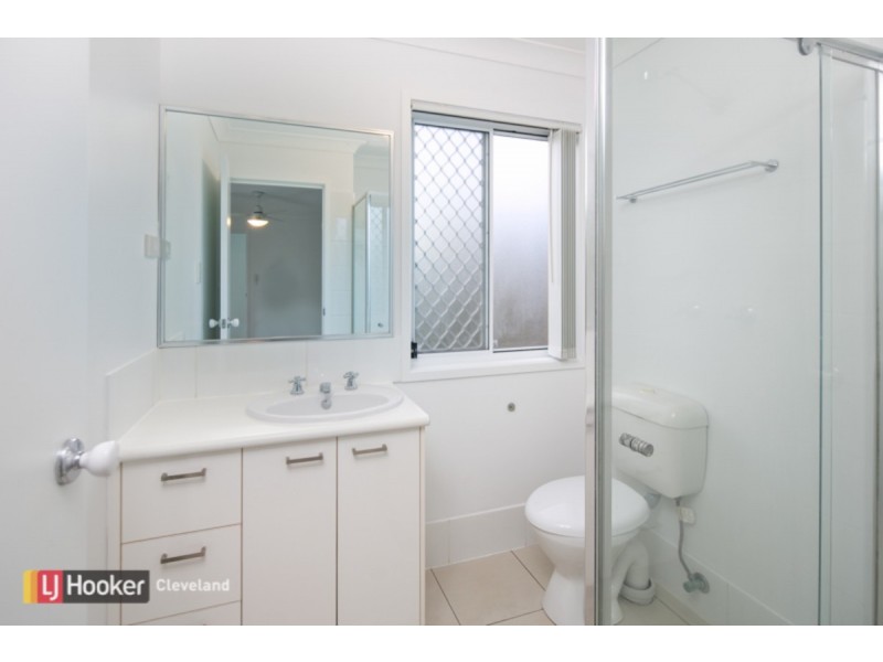 8 Lizard Place, Redland Bay QLD 4165