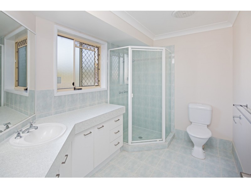 7 Seavista Court, Victoria Point QLD 4165