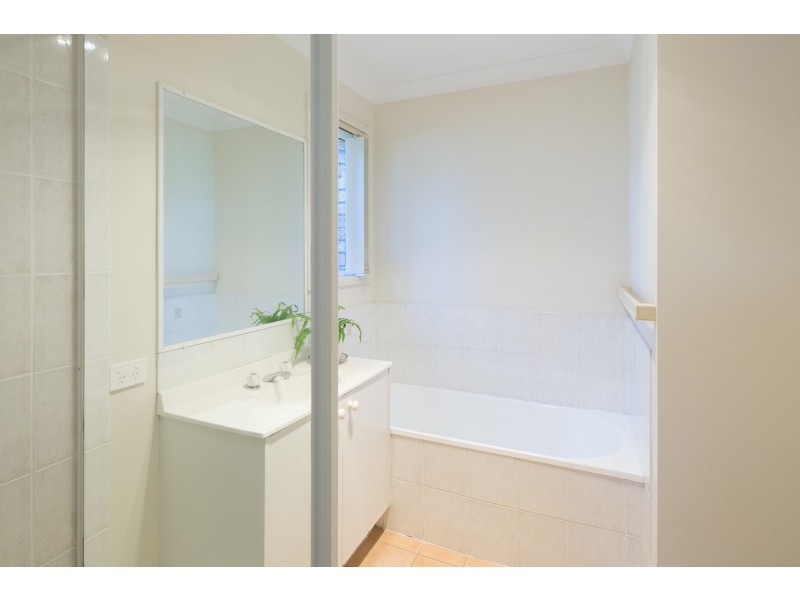 8 Grasstree Court, Mount Cotton QLD 4165