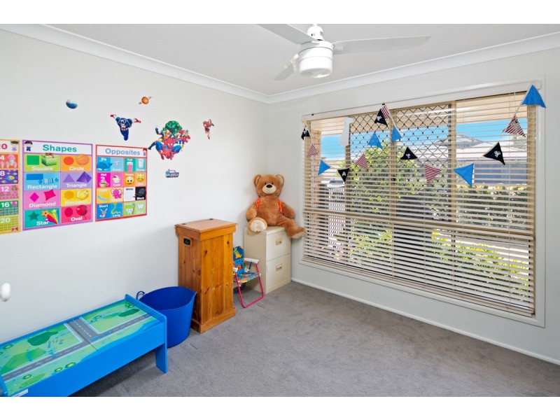 13 Lidgard Street, Thornlands QLD 4164