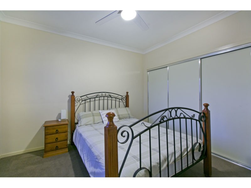 8 Seaspray Street, Thornlands QLD 4164