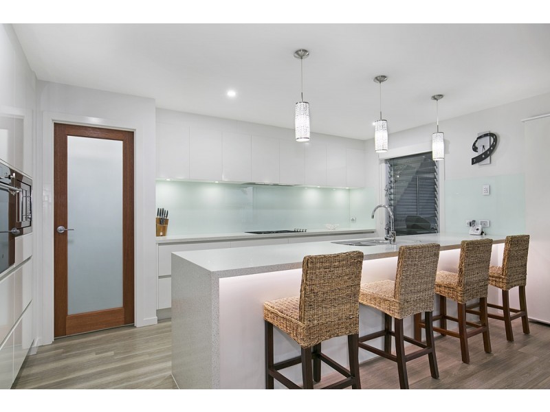 26 Como Street, Ormiston QLD 4160