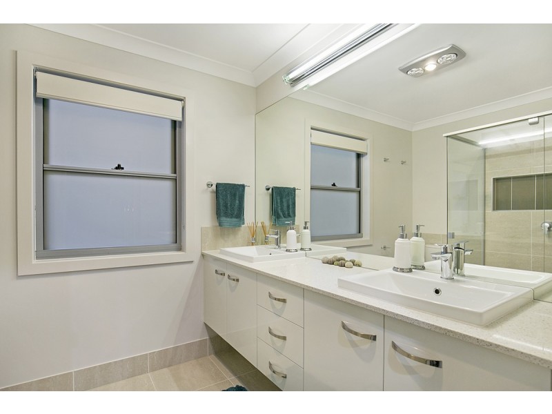 26 Como Street, Ormiston QLD 4160