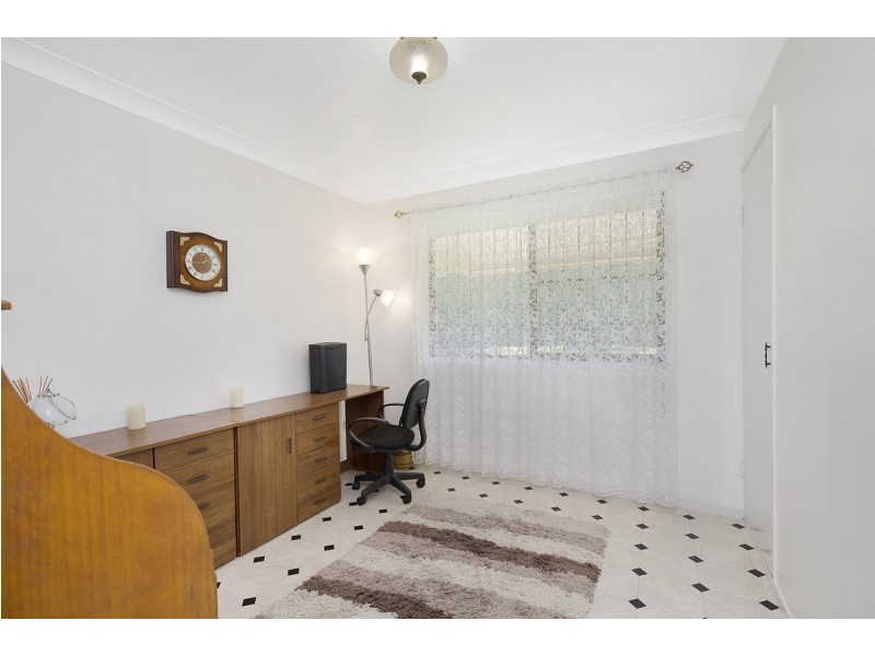 2 Christopher Street, Redland Bay QLD 4165