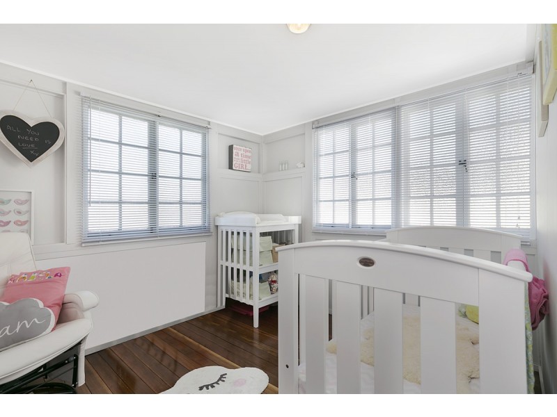 26 Noble Street, Camp Hill QLD 4152