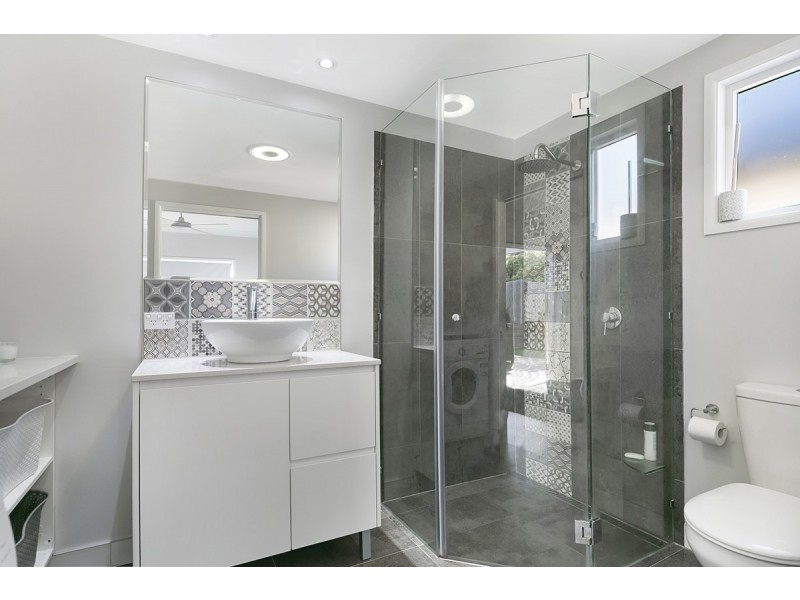 26 Noble Street, Camp Hill QLD 4152