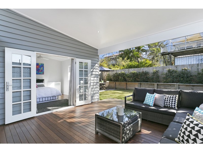 26 Noble Street, Camp Hill QLD 4152