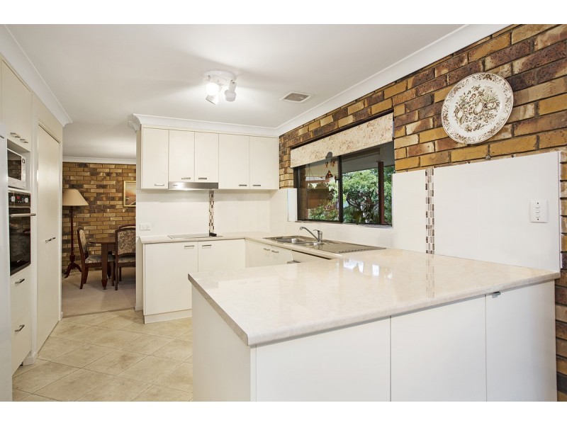 9 Harding Crescent, Cleveland QLD 4163