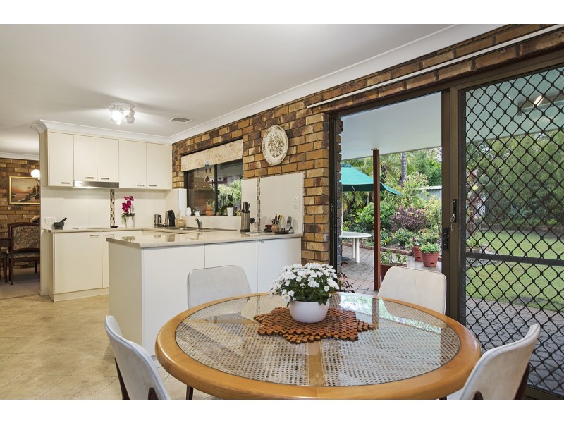 9 Harding Crescent, Cleveland QLD 4163