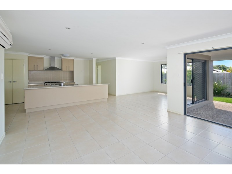 6 Torello Crescent, Victoria Point QLD 4165
