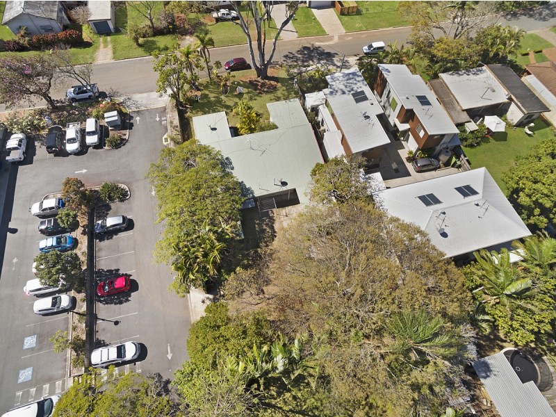 2 Moore Street, Victoria Point QLD 4165