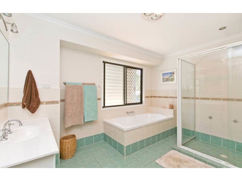 6 Curtis Court, Cleveland QLD 4163